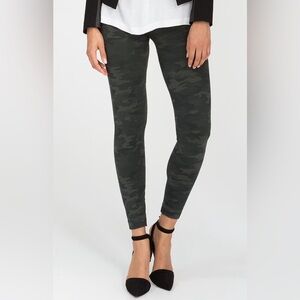 NWOT Spanx Camo Leggings